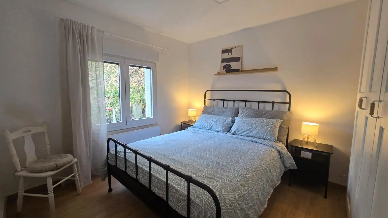 Dormitori de Casa o xalet de lloguer en San Martín del Rey Aurelio amb Calefacció i Moblat