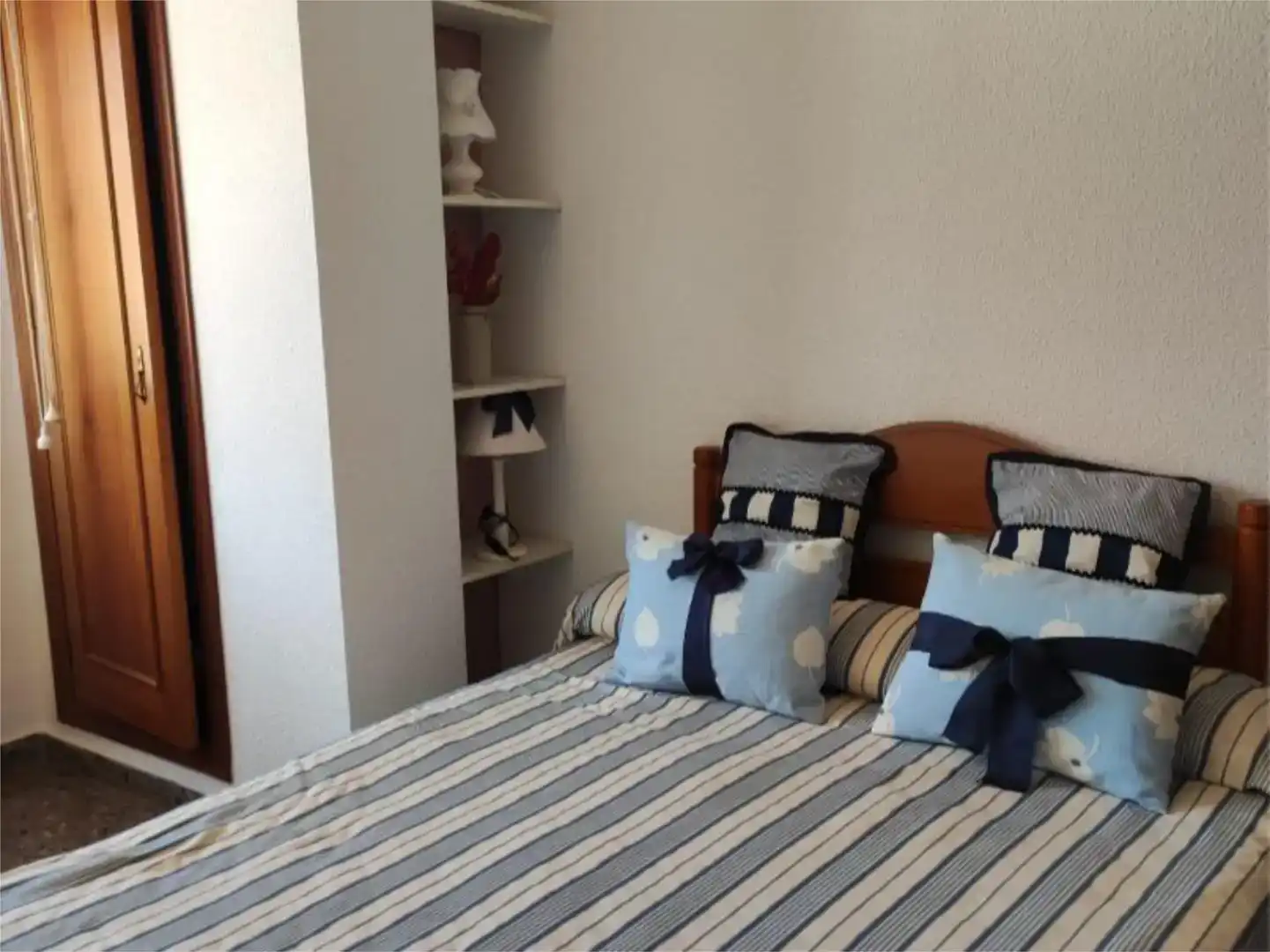 Schlafzimmer von Wohnung zur Miete in Cullera mit Schwimmbad und Balkon