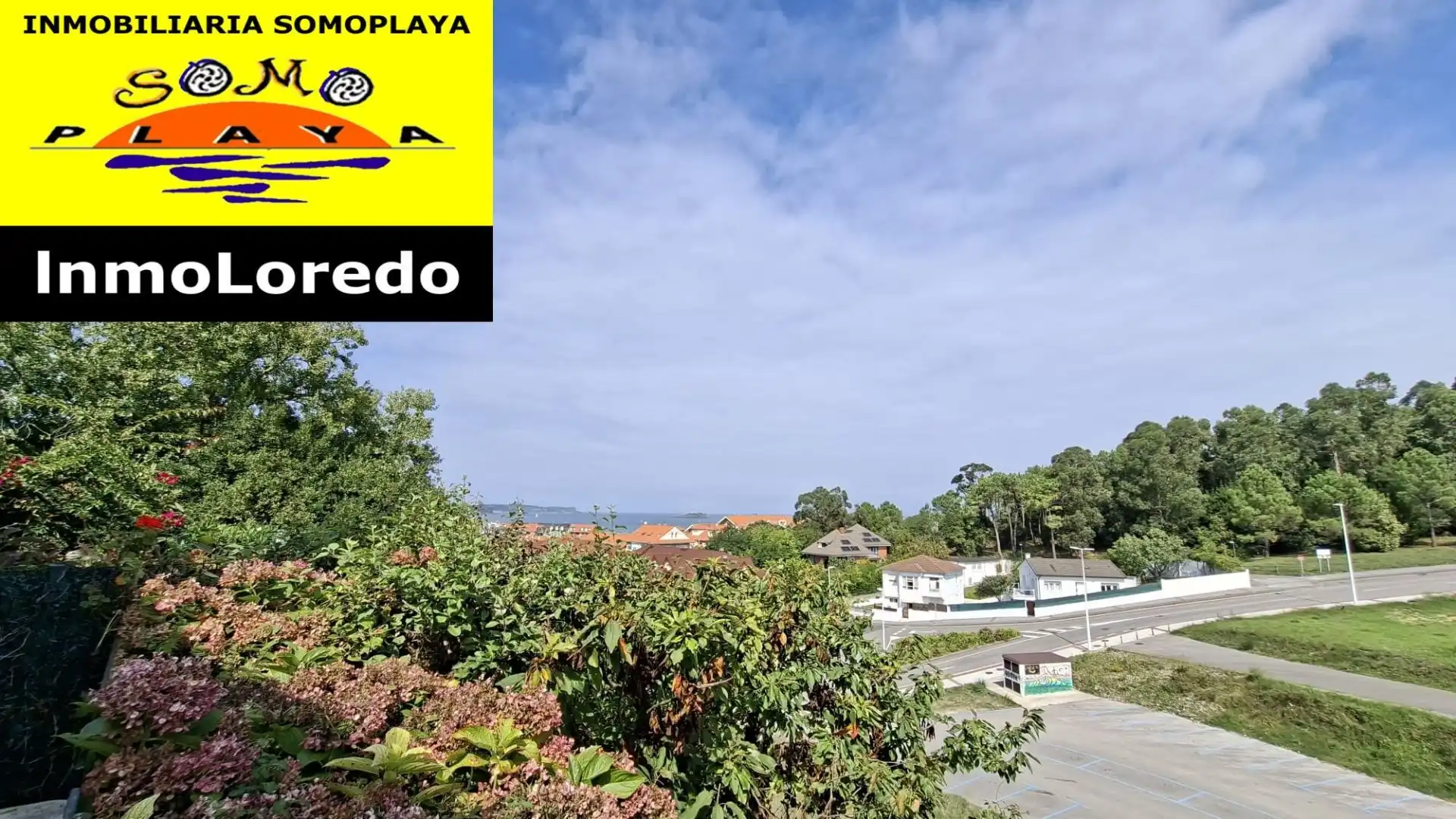 Vista exterior de Casa o xalet en venda en Ribamontán al Mar amb Calefacció, Terrassa i Piscina comunitària