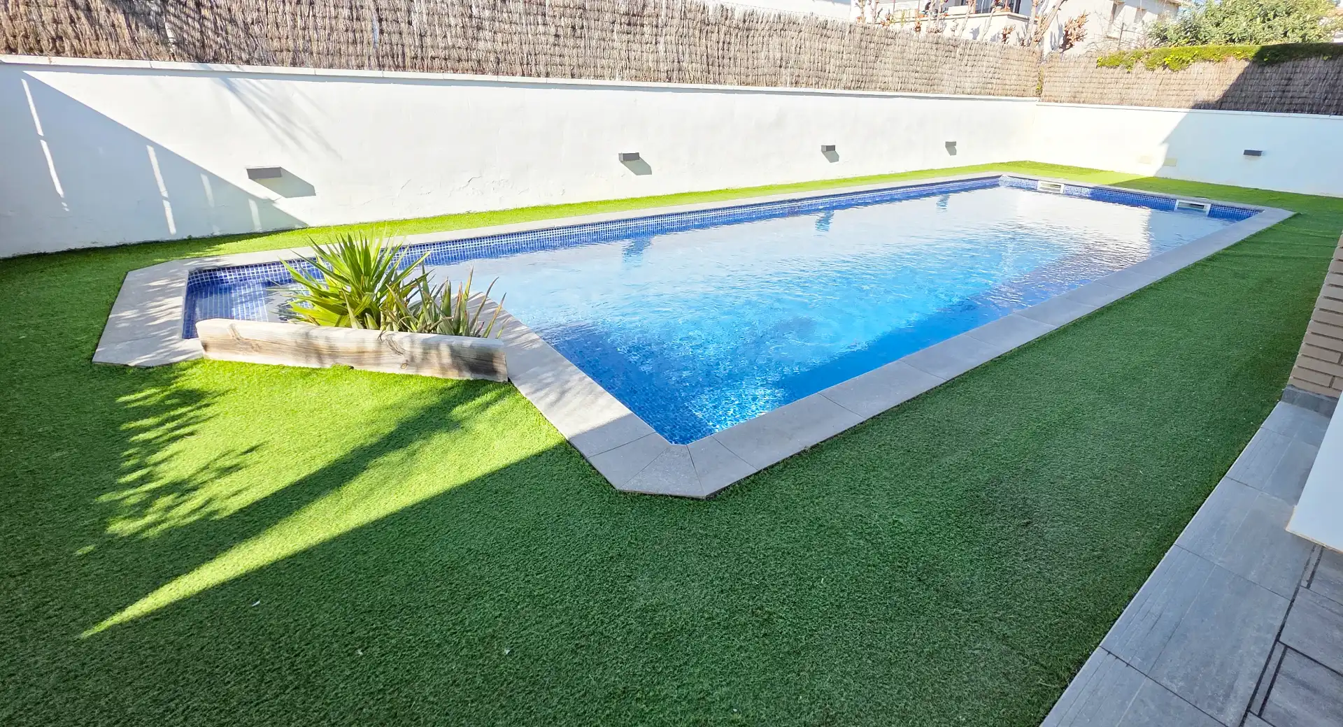 Piscina de Casa o chalet en venta en Tarragona con Calefacción, Jardín privado y Terraza