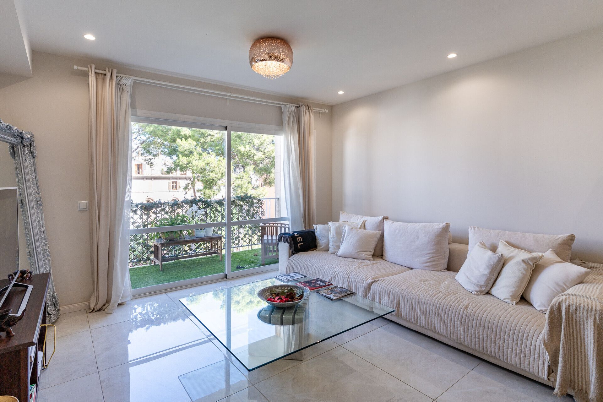 Living room of Apartment for sale in  Palma de Mallorca  with Air Conditioner, Furnished and Balcony