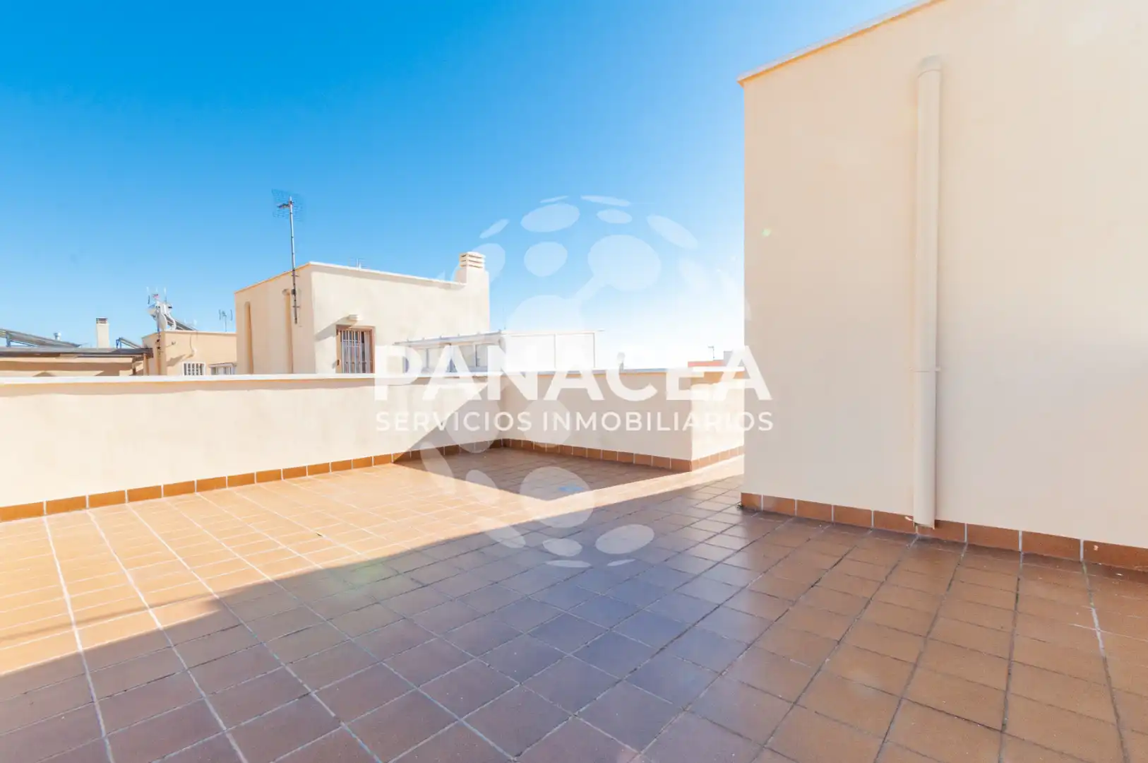 Terrassa de Casa o xalet en venda en Vícar amb Terrassa i Balcó