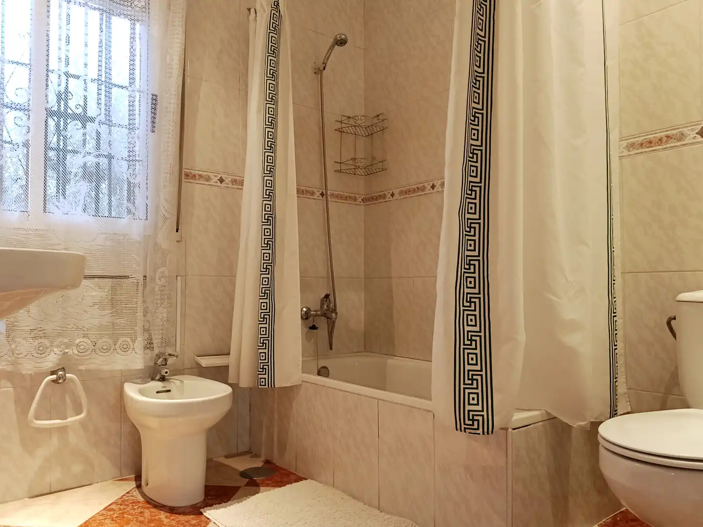 Badezimmer von Country house zum Verkauf in Hinojos mit Privatgarten, Terrasse und Schwimmbad