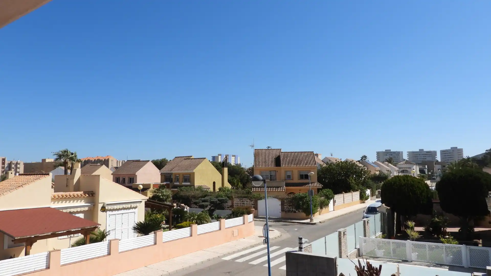 Vista exterior de Casa o xalet en venda en Cartagena amb Aire condicionat, Calefacció i Jardí privat