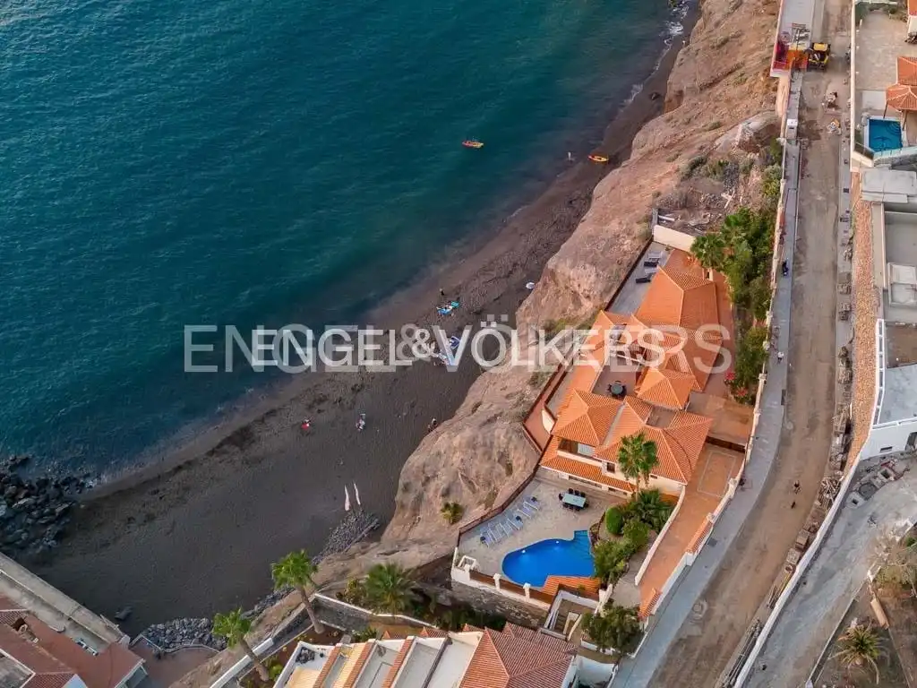 Houses for sale in Acantilados de Los Gigantes