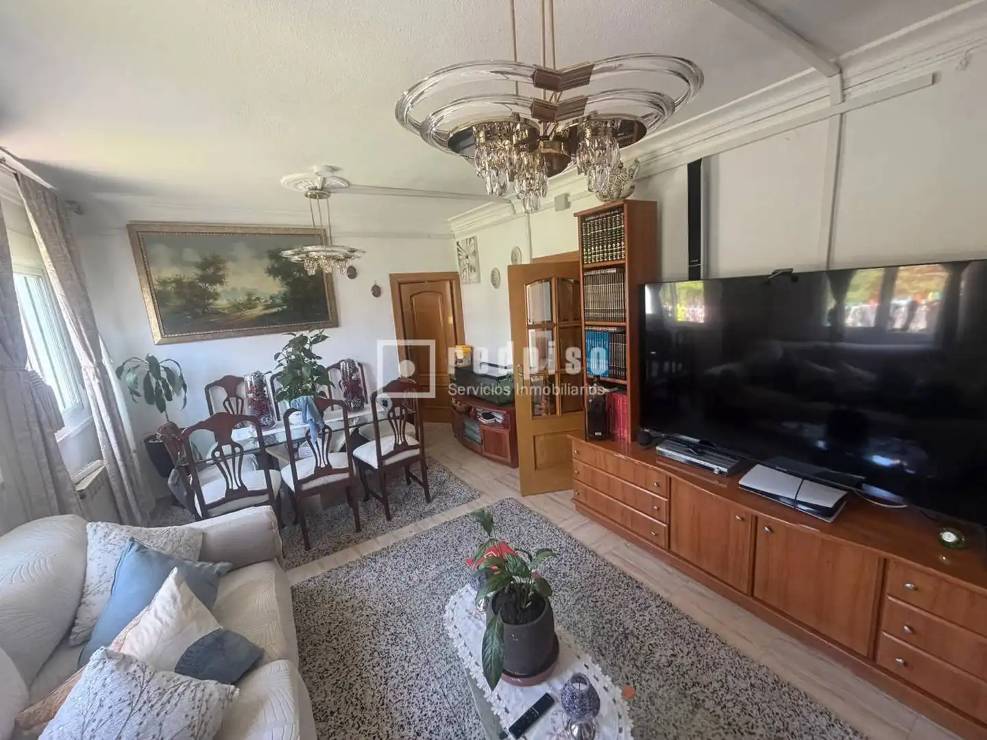 Living room of Flat for sale in Madrid  with Air Conditioner and Heating