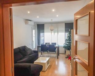 Living room of Flat to rent in Avilés  with Air Conditioner, Heating and Terrace