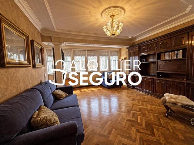 Piso en Alquiler en Aldeanueva de la Vera  en Las Águilas