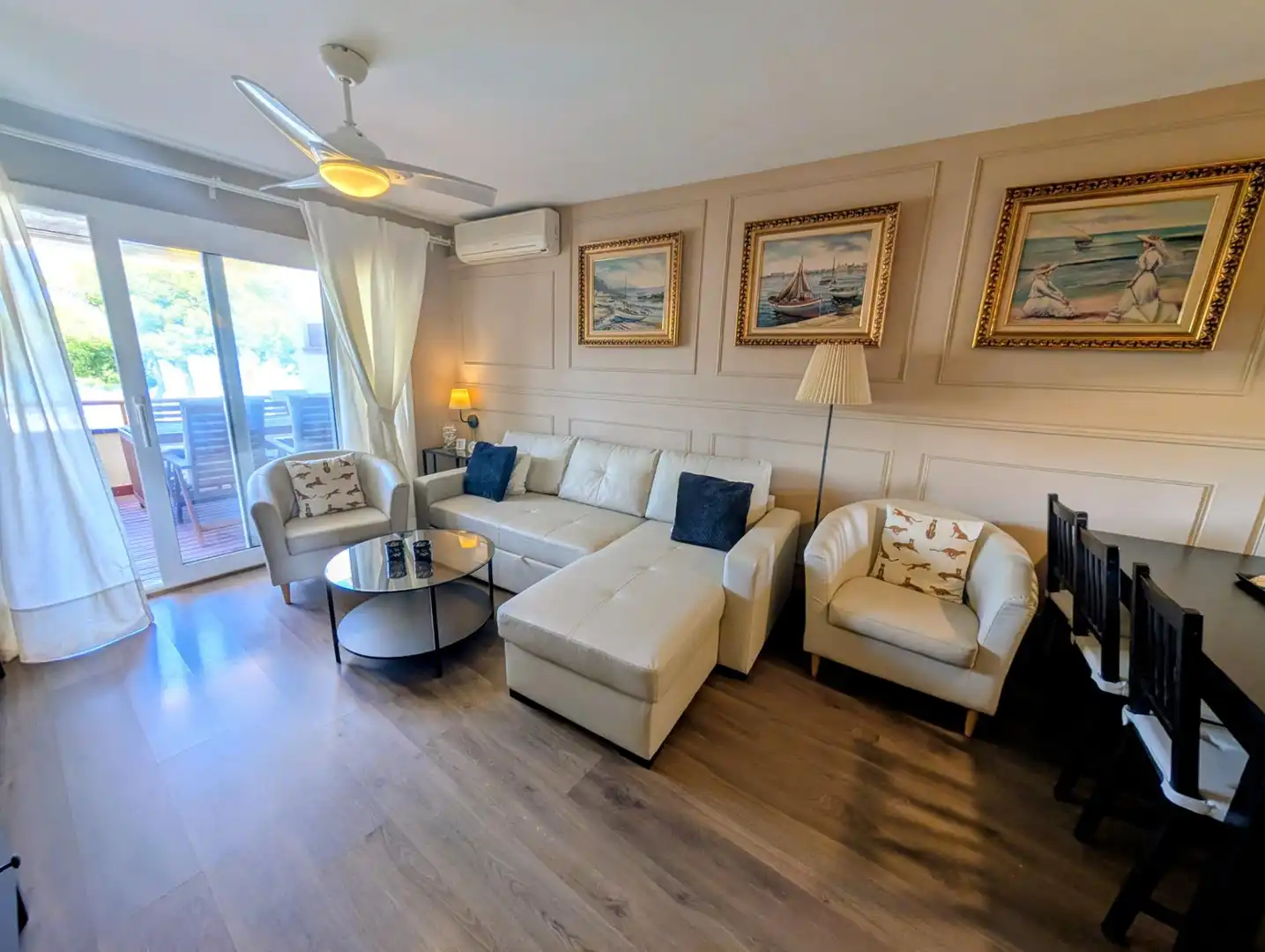 Sala d'estar de Àtic en venda en Alcanar amb Parquet