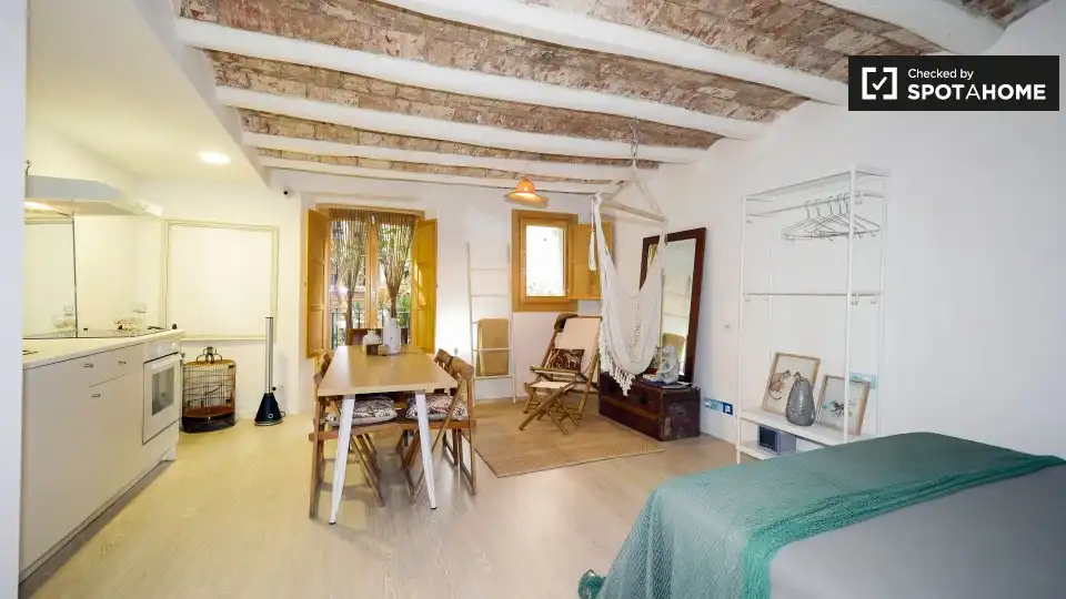 Fotografía del inmueble reportado: 1.150 €/mes — El Raval, Barcelona