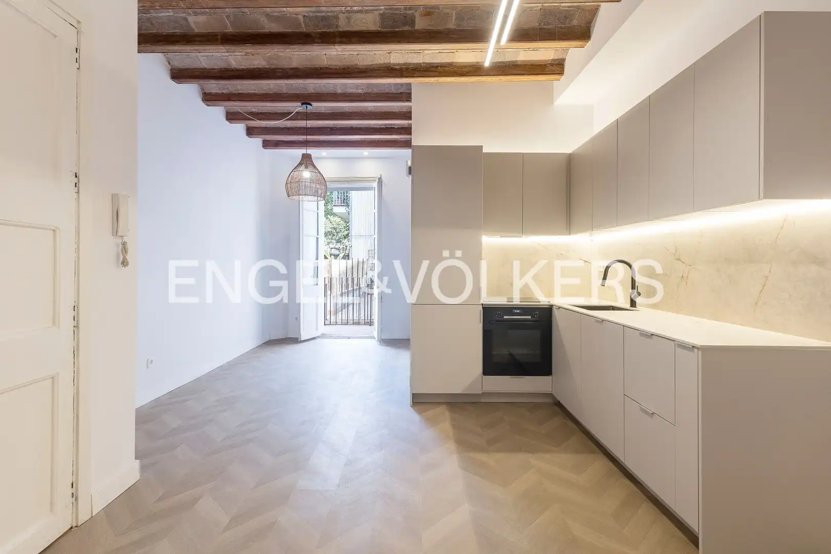 Cocina de Apartamento en venta en Barcelona con Aire acondicionado, Calefacción y Terraza