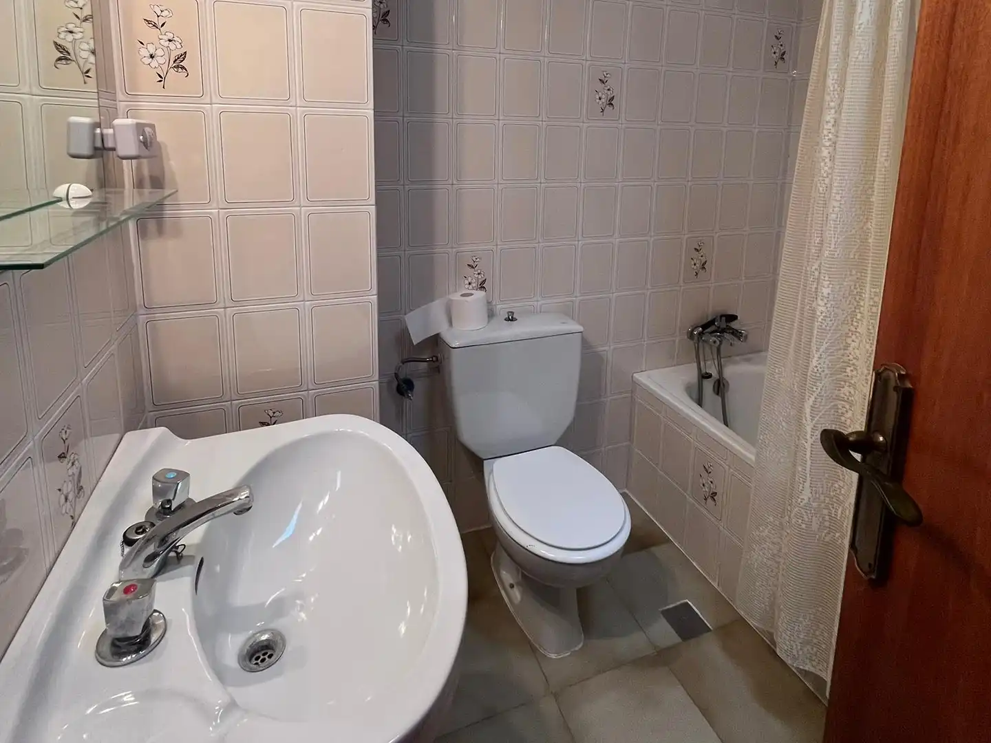 Baño de Piso en venta en Cartagena con Calefacción, Terraza y Trastero