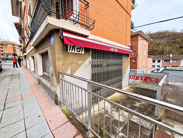 Local comercial en Venta en Legaño Kalea, 2 en Berriz