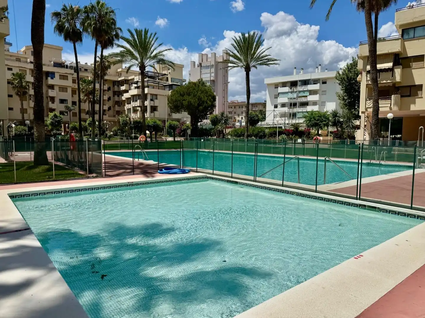 Swimming pool of Flat for sale in Torremolinos  with Air Conditioner, Private garden and Terrace