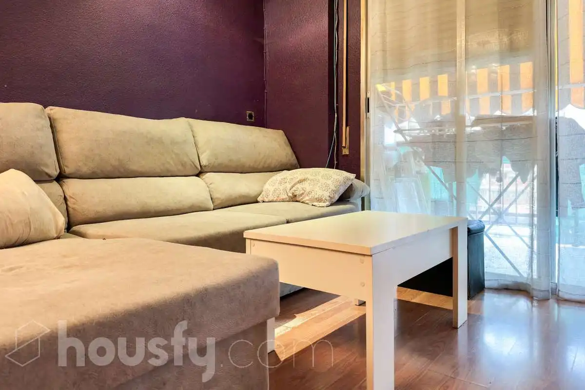 Living room of Flat for sale in Móstoles  with Air Conditioner, Terrace and Storage room