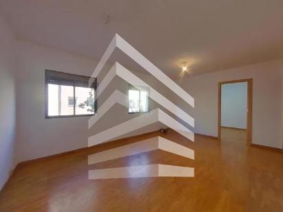 Sala d'estar de Pis en venda en  Barcelona Capital amb Parquet