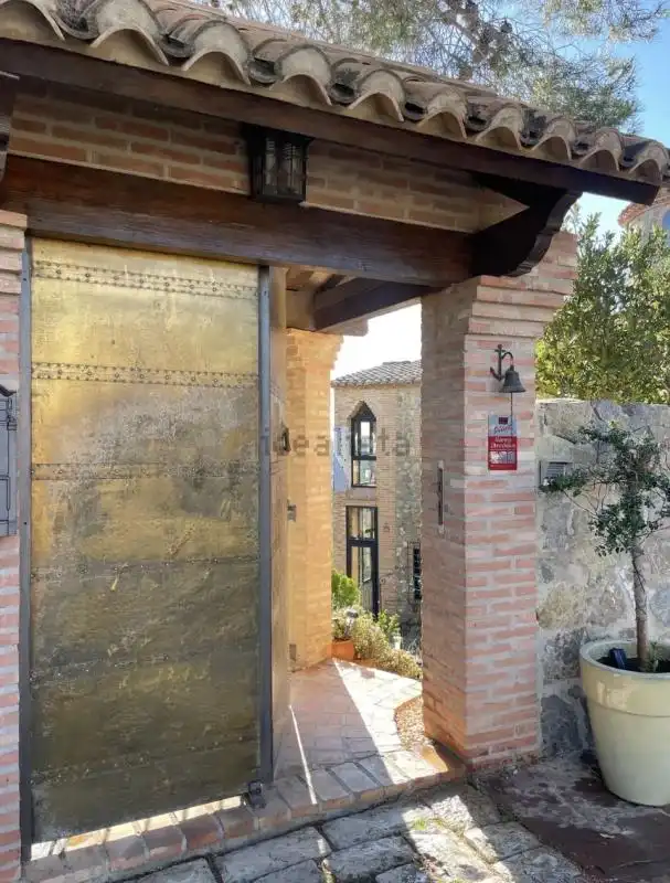 Vista exterior de Casa o chalet en venta en Gilet con Calefacción, Jardín privado y Terraza