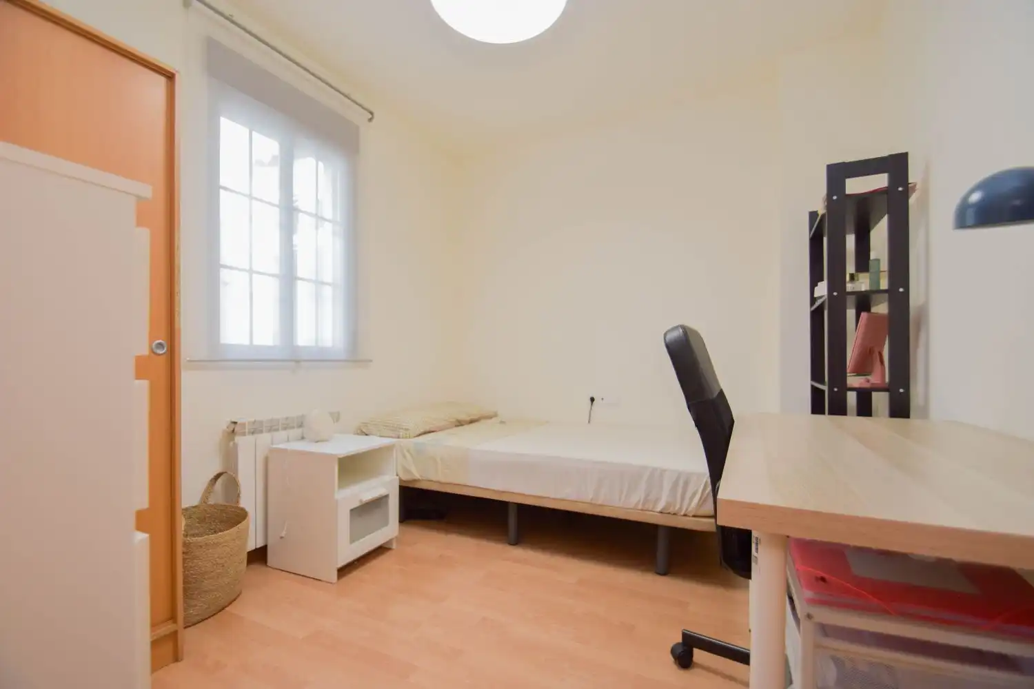 Bedroom of Flat for sale in Las Gabias  with Air Conditioner and Storage room