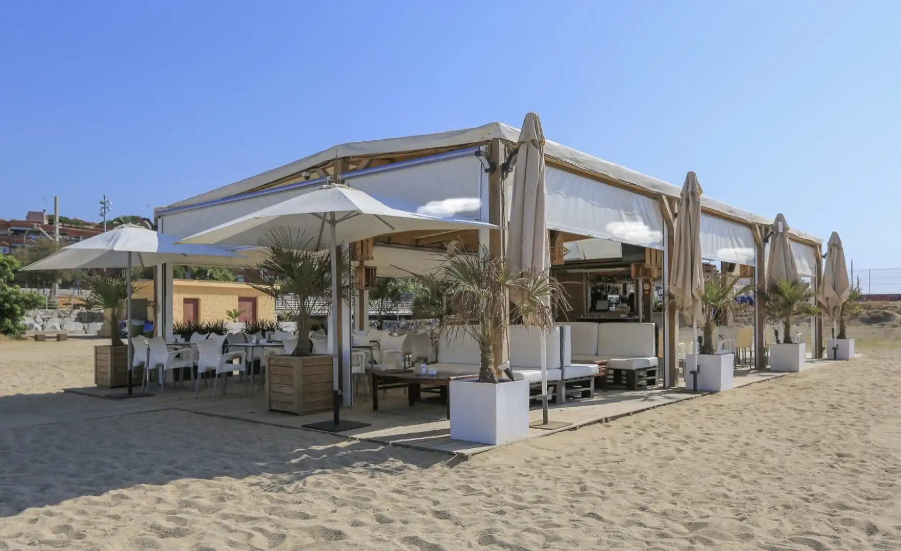 Einfamilien-Reihenhaus zum Verkauf in El Masnou mit Heizung, Privatgarten und Terrasse