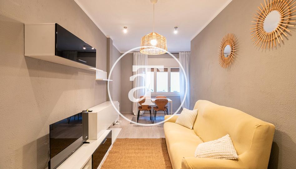 Foto 1 de Pis de lloguer a Carrer de Pavia, 91, Sants-Badal, Barcelona