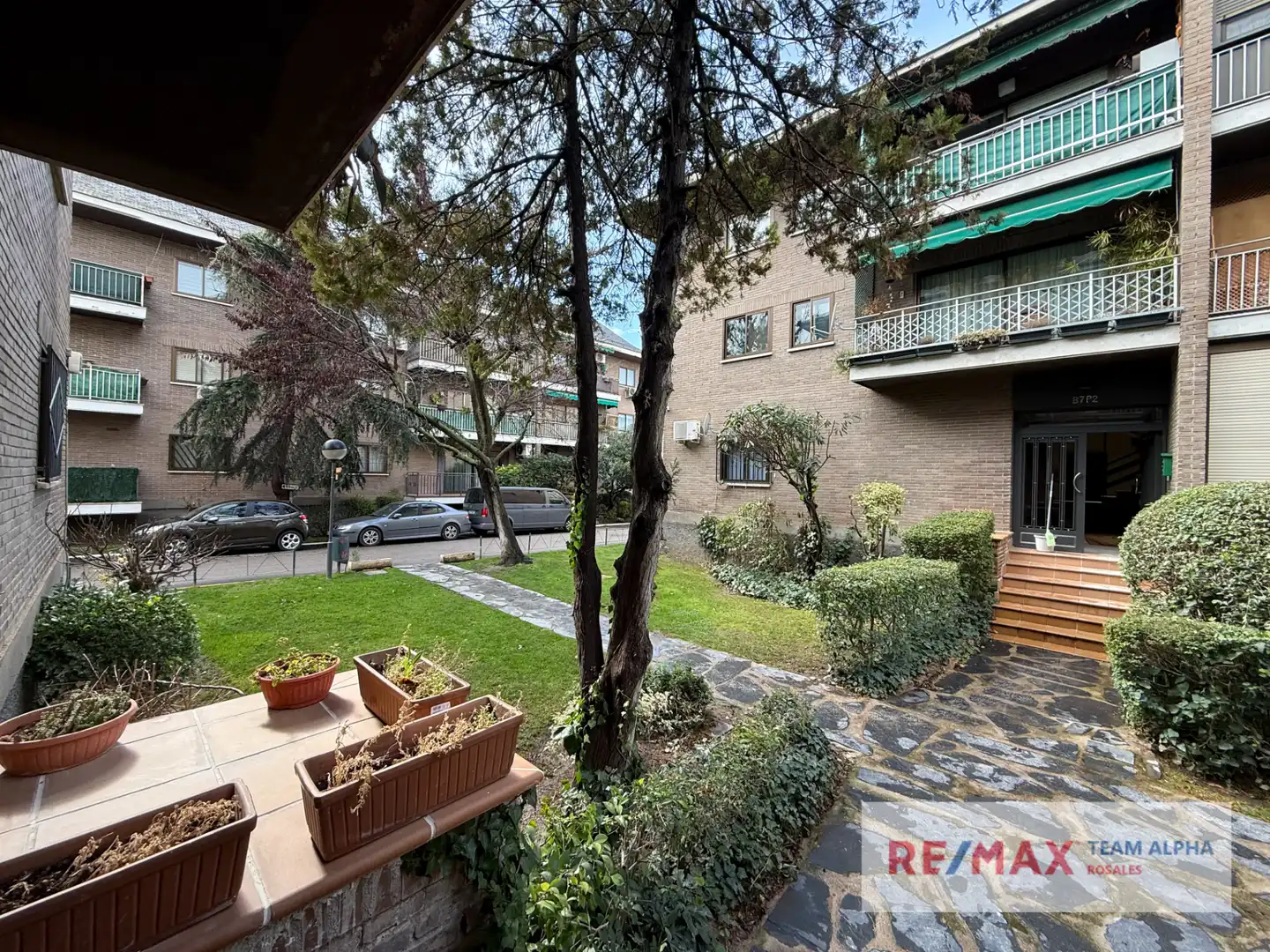 Vista exterior de Piso en venta en Paracuellos de Jarama con Aire acondicionado, Calefacción y Jardín privado