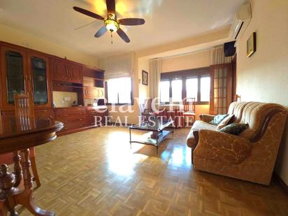 Living room of Flat for sale in  Barcelona Capital  with Air Conditioner and Balcony