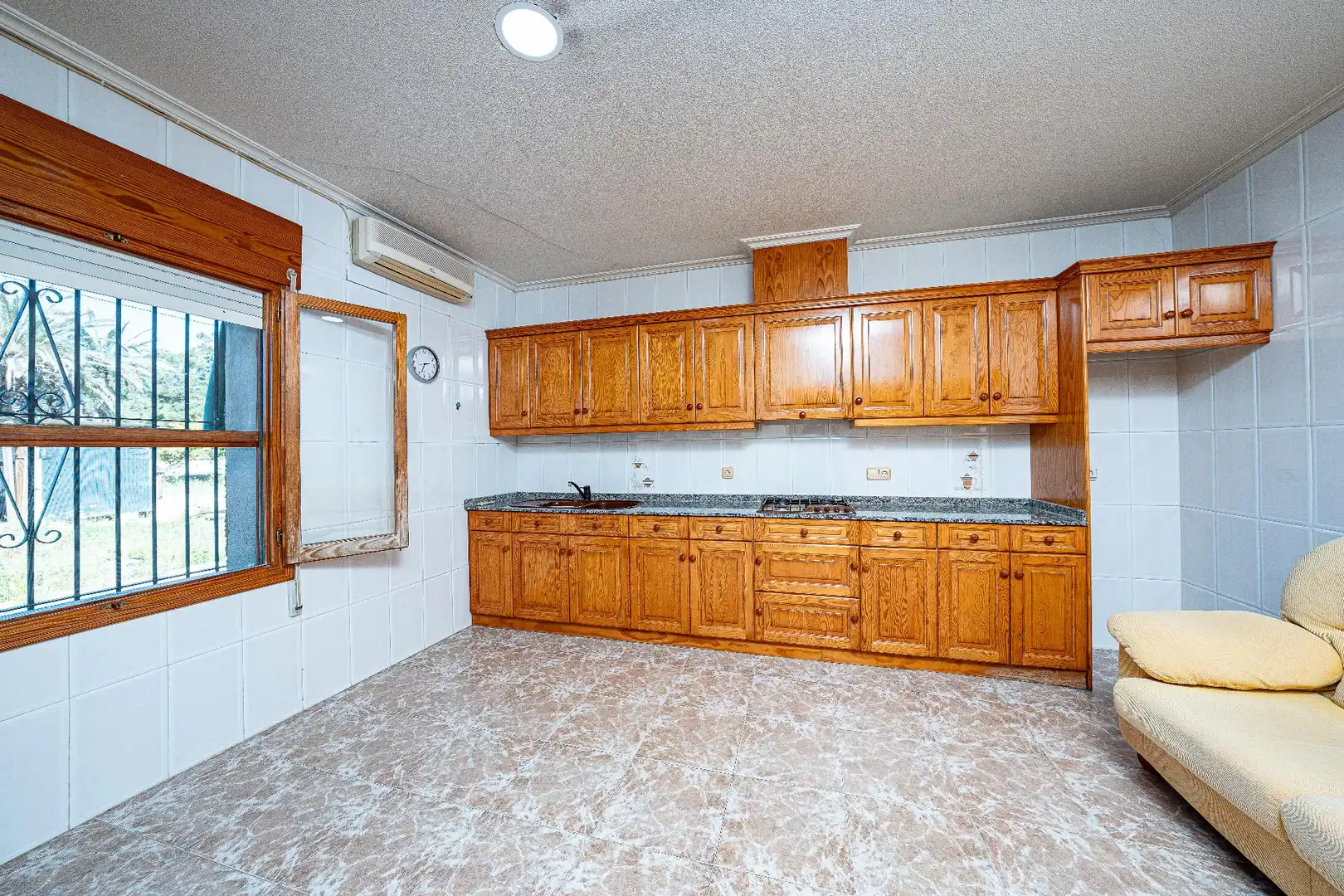 Cocina de Casa o chalet en venta en Elche / Elx con Aire acondicionado, Jardín privado y Terraza