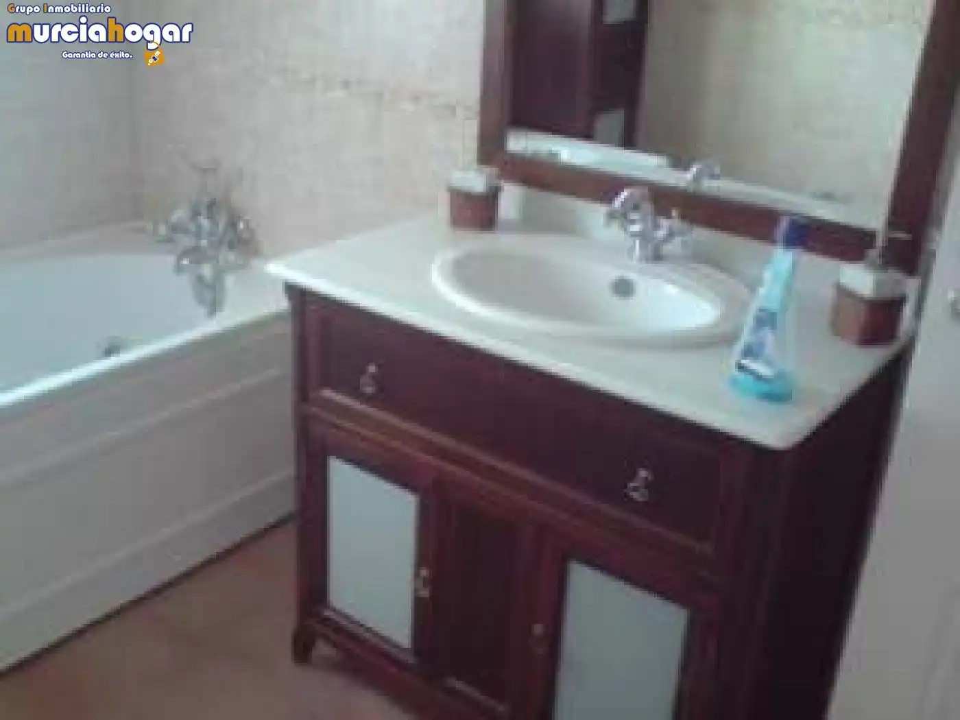 Bathroom of Houses for sale in Murcia  with Air Conditioner, Parquet flooring and Terrace