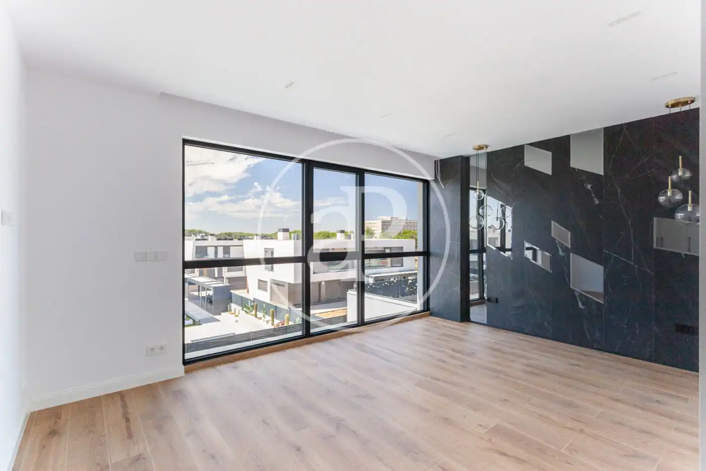 Casa aparellada amb piscina en venda a C. Tallín, imagen 45