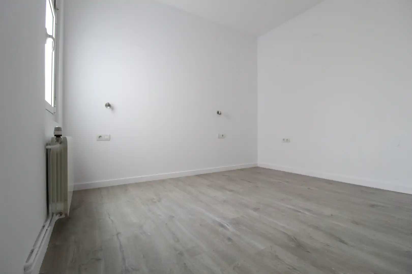 Dormitori de Àtic de lloguer en Barcelona amb Aire condicionat, Calefacció i Parquet