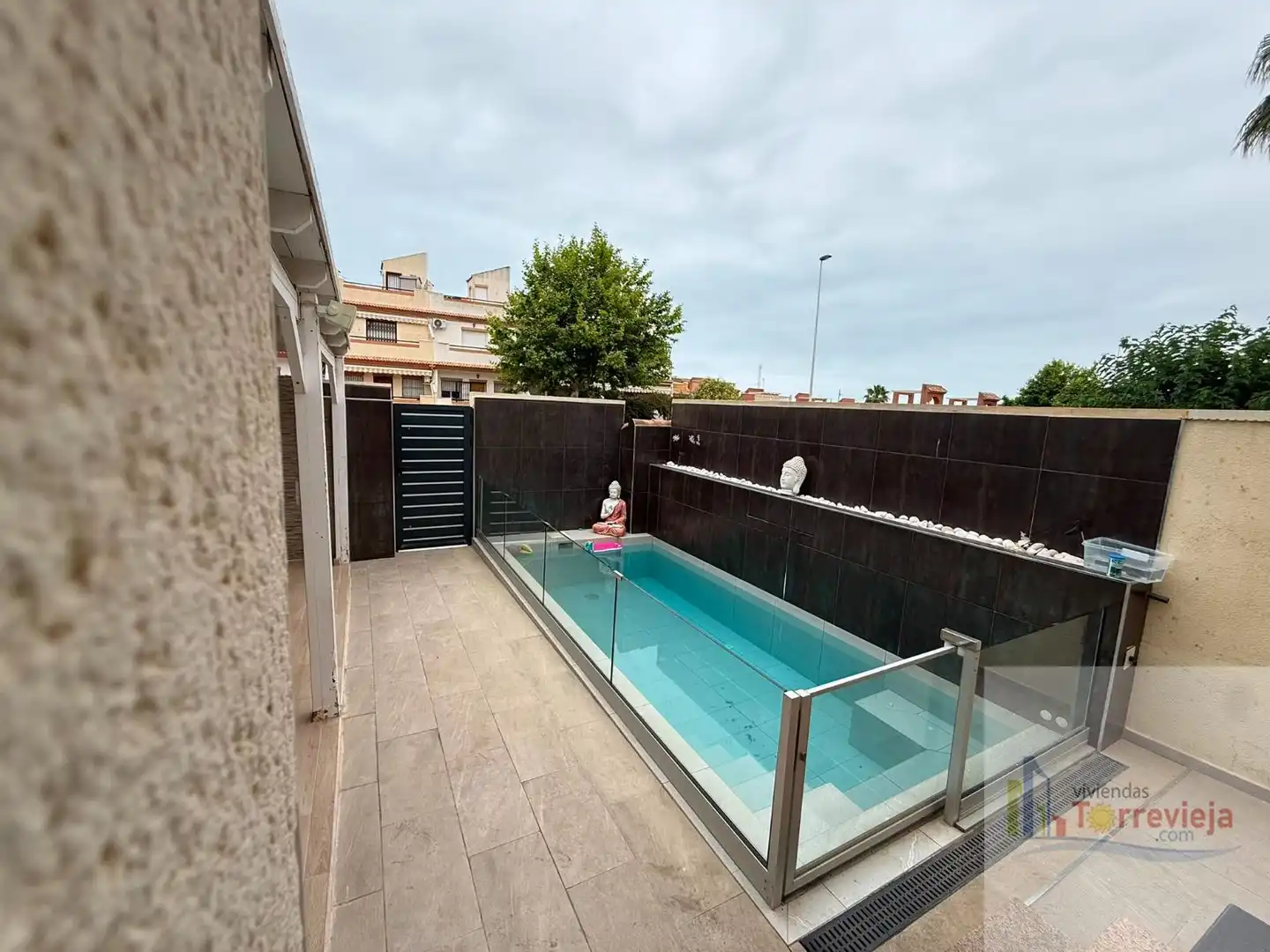 Piscina de Casa o chalet en venta en Torrevieja con Aire acondicionado, Terraza y Trastero