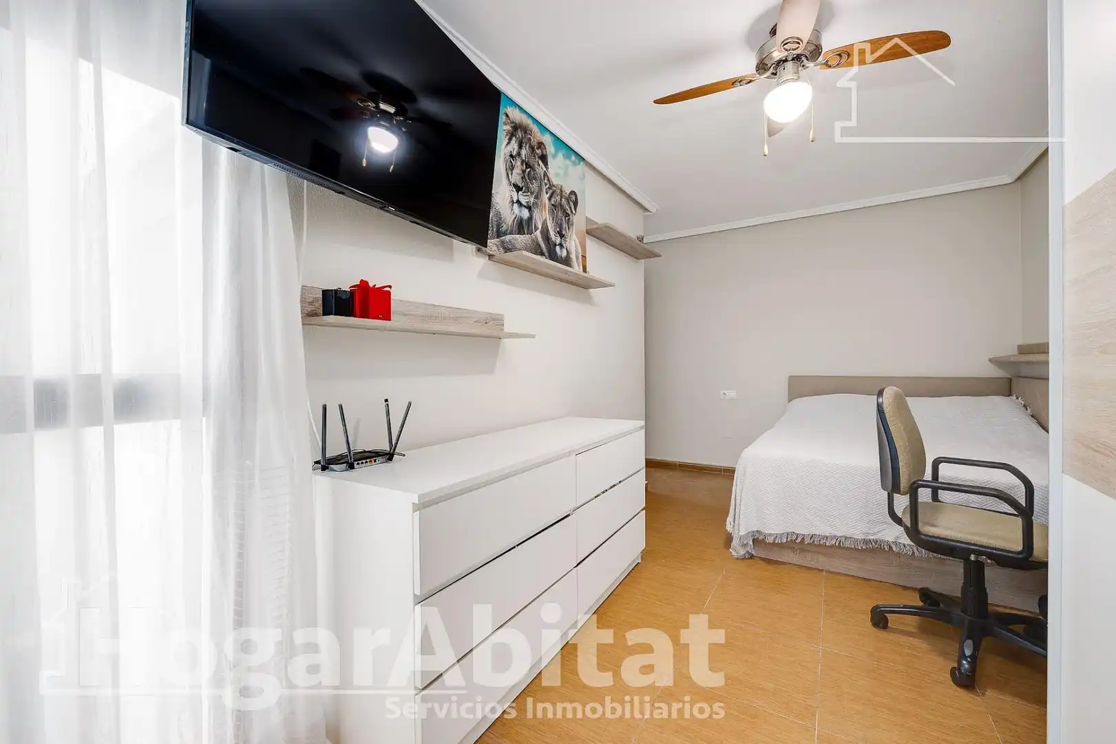 Flat with terrace for sale in Calle FINLANDIA, imagen 17