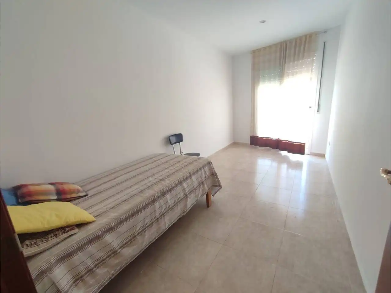 Dormitori de Casa o xalet en venda en La Granada amb Aire condicionat, Calefacció i Jardí privat