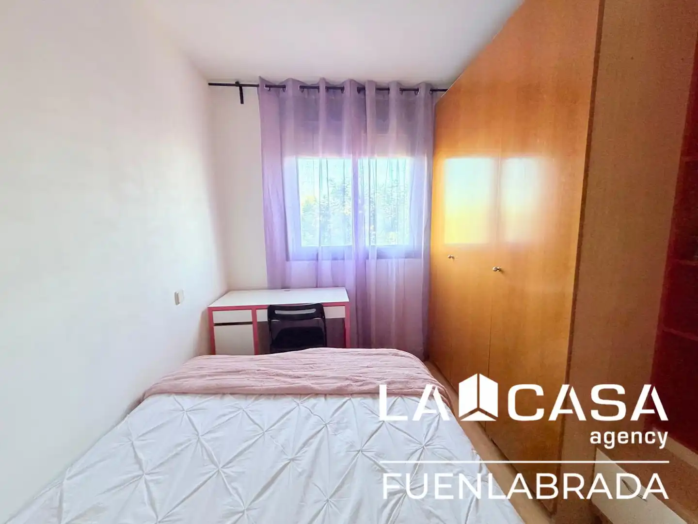 Habitación de Piso en venta en Fuenlabrada con Aire acondicionado, Trastero y Piscina