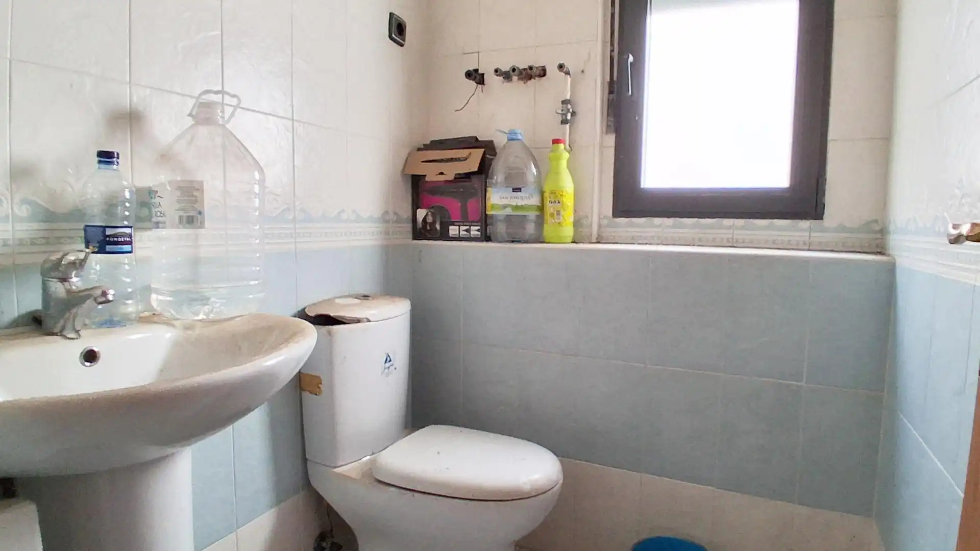 Badezimmer von Büro zum Verkauf in Béjar