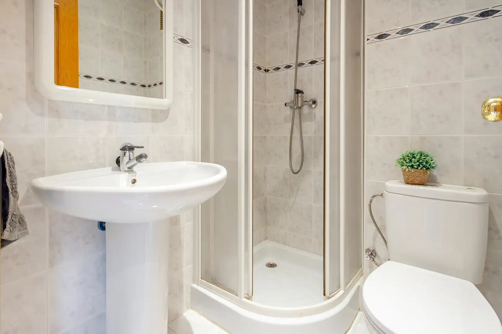Baño de Piso en venta en Sant Esteve Sesrovires con Aire acondicionado, Calefacción y Horno