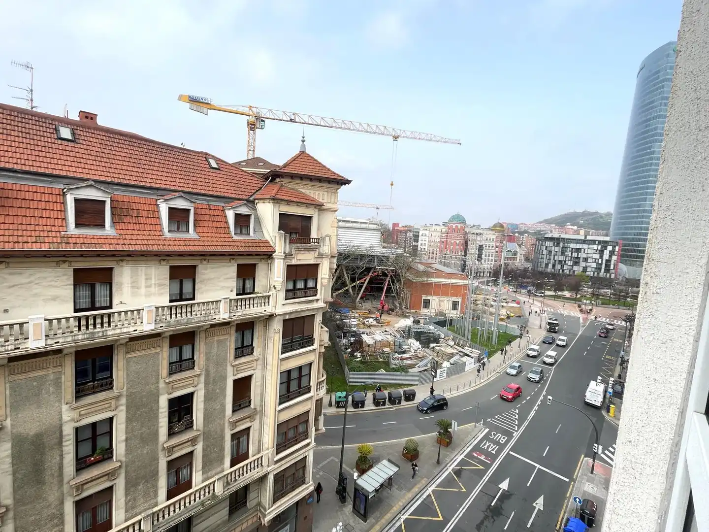 Vista exterior de Pis en venda en Bilbao  amb Calefacció i Traster