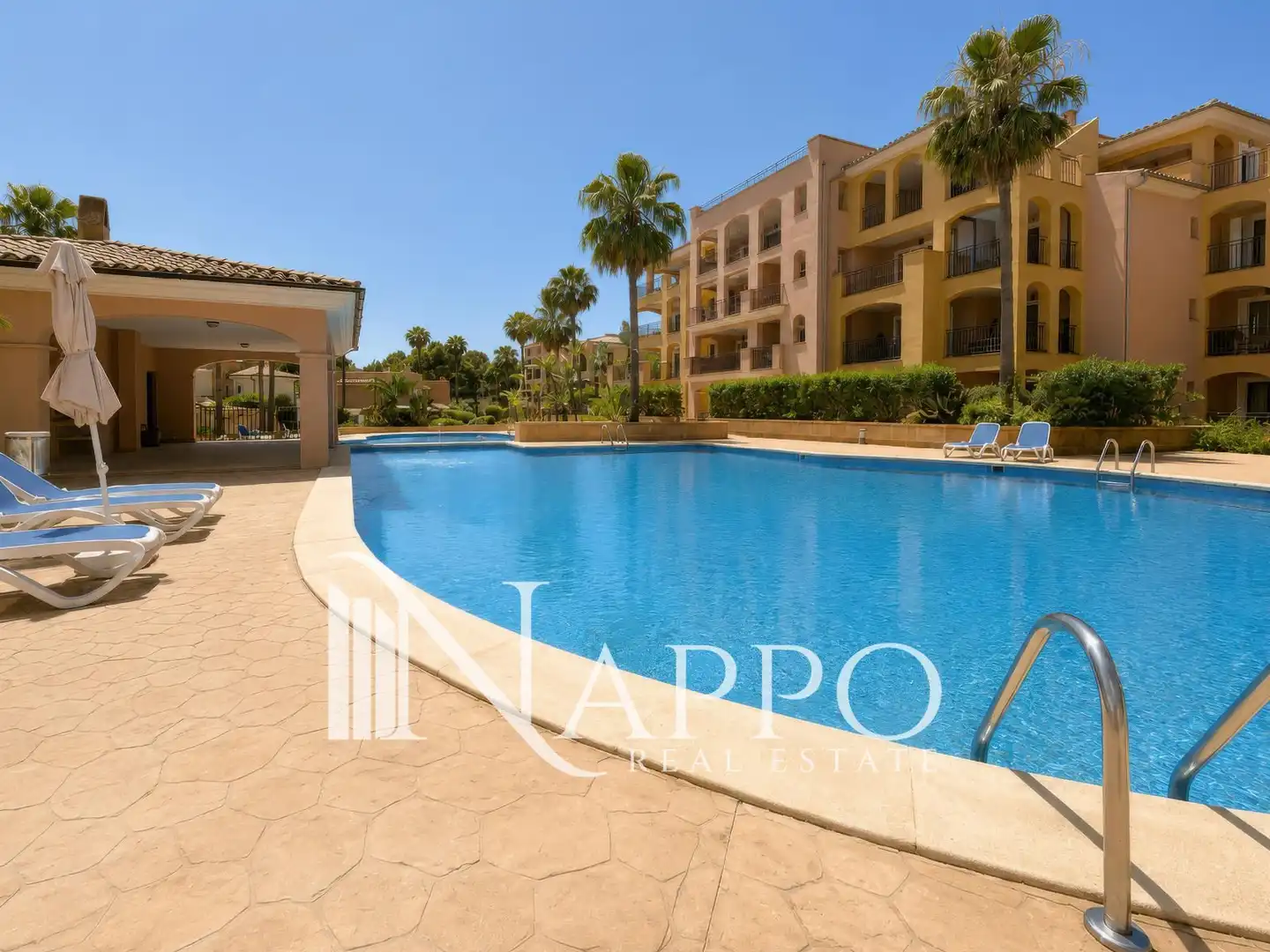 Piscina de Piso en venta en Calvià con Aire acondicionado, Calefacción y Terraza