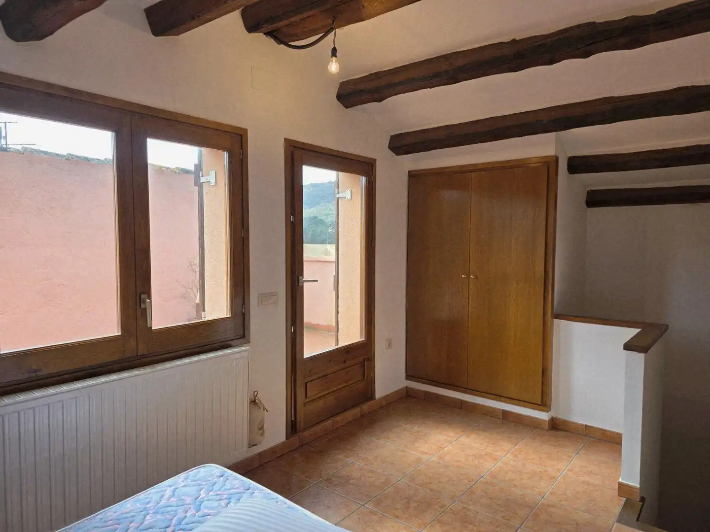 Habitación de Casa adosada en venta en Darnius con Calefacción, Terraza y Trastero