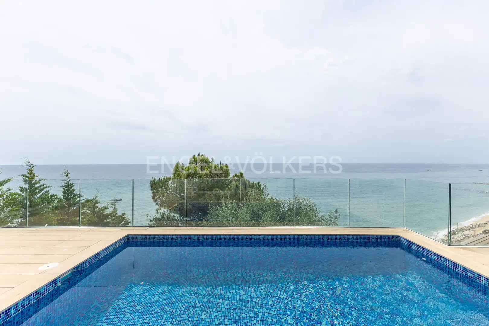 Piscina de Casa o chalet en venta en Arenys de Mar con Aire acondicionado, Calefacción y Jardín privado