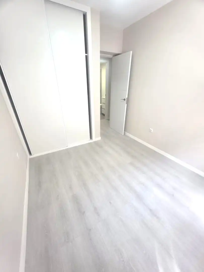 Bedroom of Flat for sale in Madrid  with Heating, Oven and Washing machine