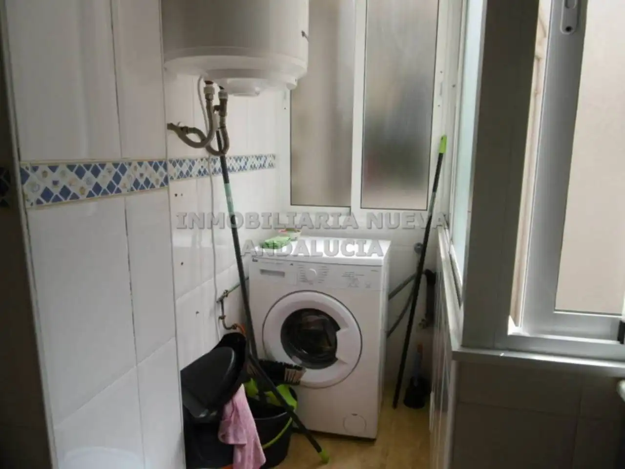 Habitación de Piso de alquiler en Almería con Terraza y Amueblado