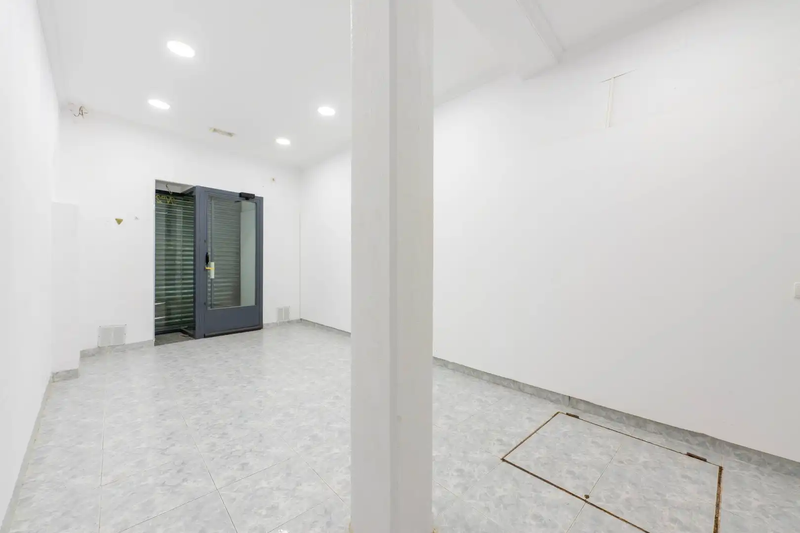 Ground floor for sale in Madrid  with Furnished