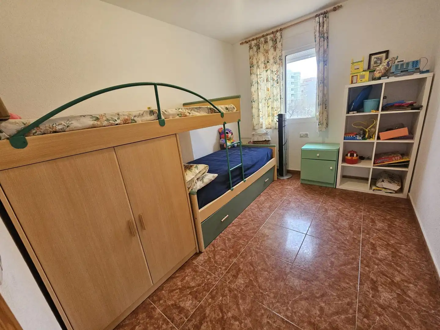 Bedroom of Flat for sale in Sueca  with Air Conditioner, Heating and Storage room
