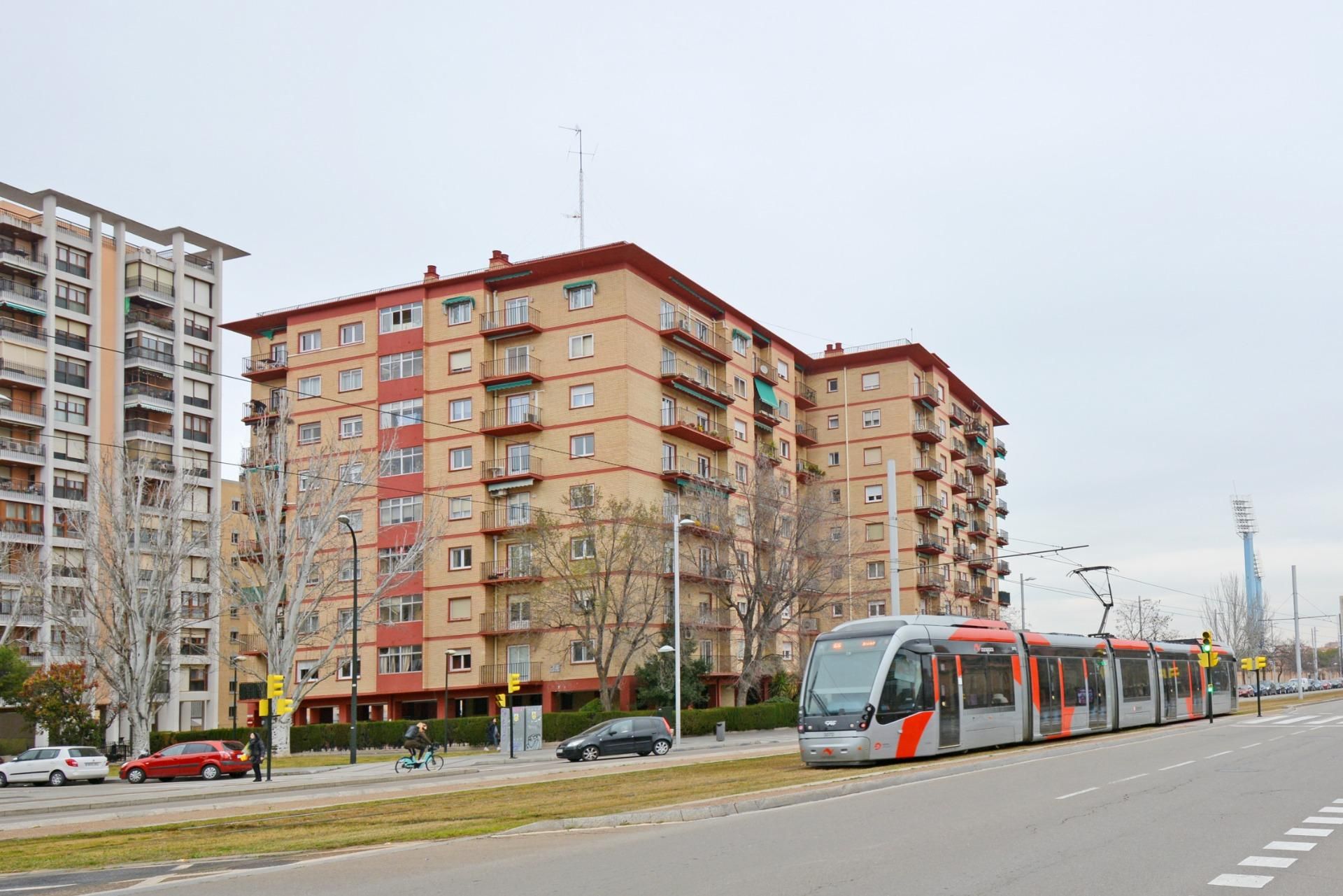 Exterior view of Flat for sale in  Zaragoza Capital  with Air Conditioner, Heating and Private garden
