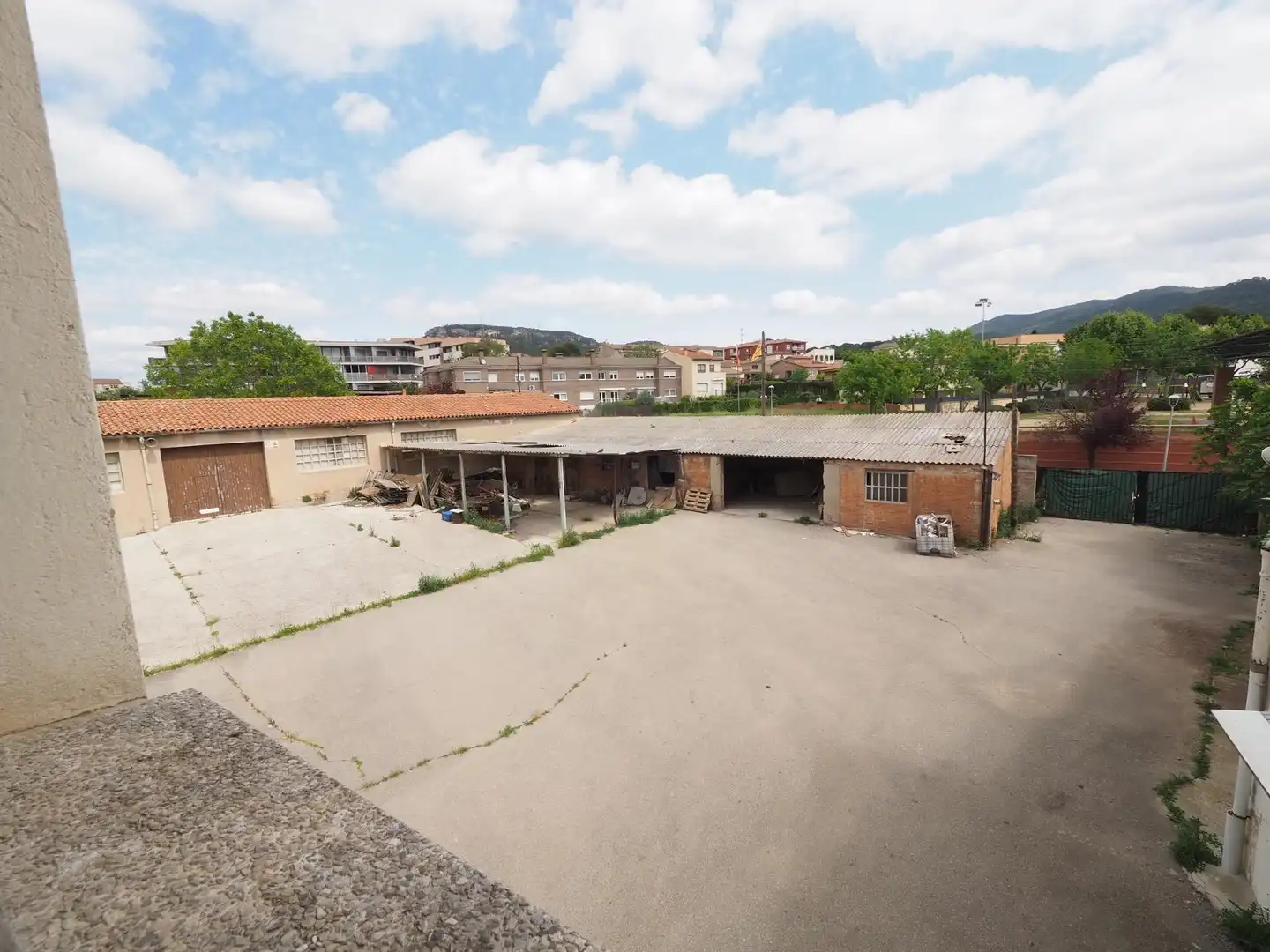 Vista exterior de Casa o chalet en venta en La Pobla de Claramunt con Terraza