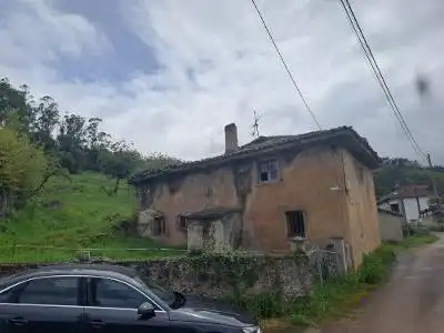 Vista exterior de Casa o chalet en venta en Oviedo  con Trastero
