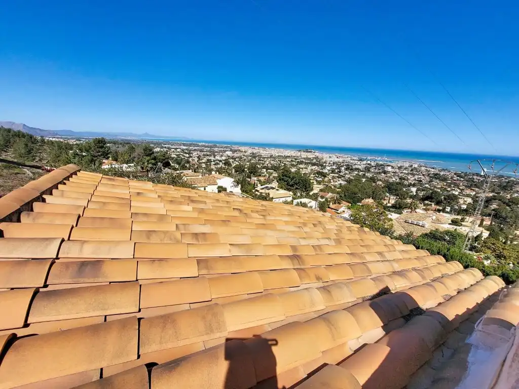 Vista exterior de Casa o chalet en venta en Dénia con Terraza y Piscina