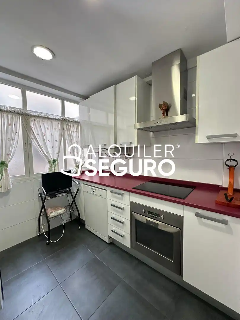 Cocina de Piso de alquiler en Alcorcón con Calefacción, Terraza y Amueblado
