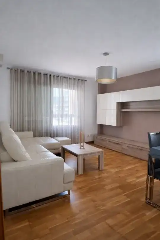 Sala d'estar de Pis en venda en Barañáin / Barañain amb Calefacció, Traster i Balcó